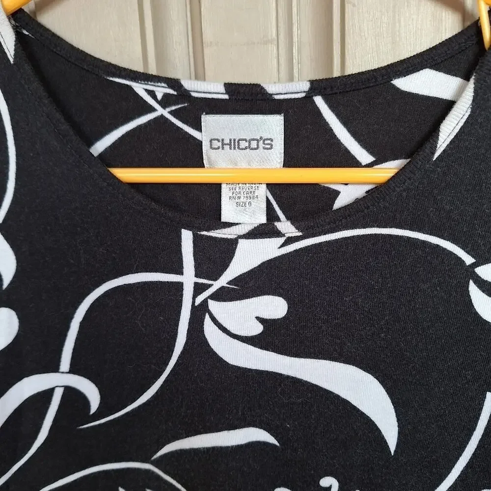 Chico's Tee Sz0  Short Sleeve blk/Wht Floral Round Neck Good Shape Machine Wash